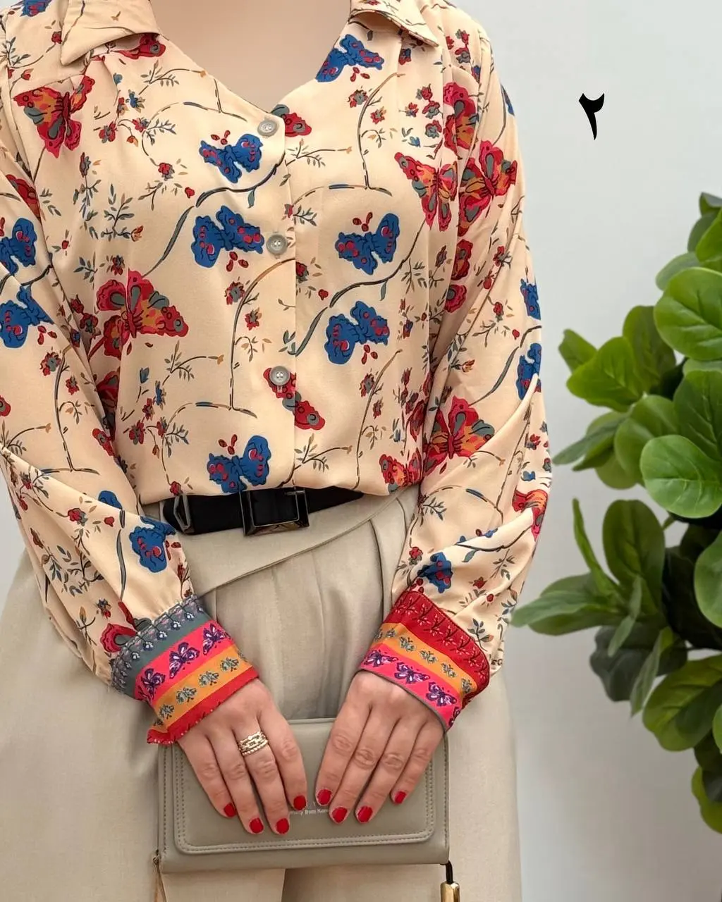 شومیز تمام دکمه